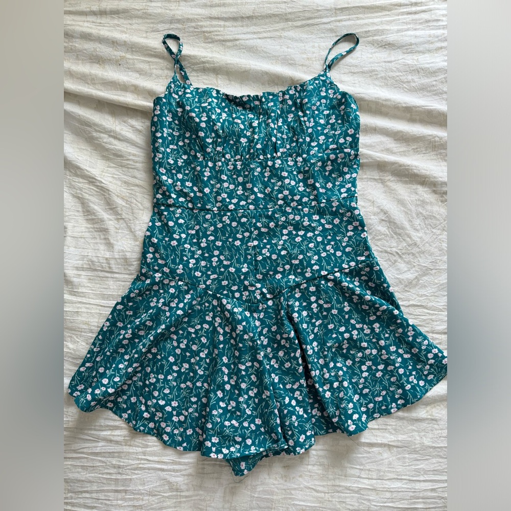 Floral romper size small